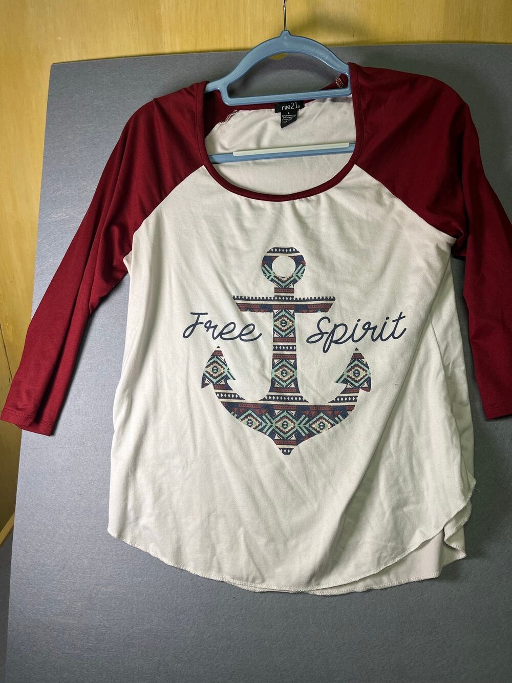 Rue21 Free Spirit Anchor Raglan Shirt Maroon Cream Graphic Tee Size L